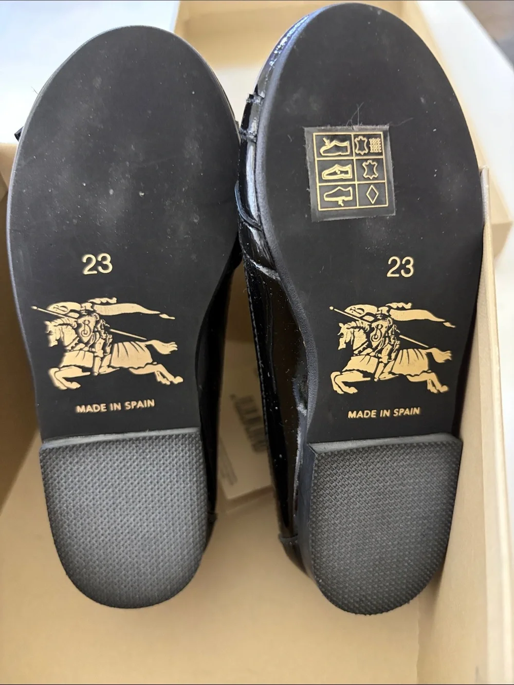 Burberry Black Patent Leather Ballet Flats with Signature Check Trim
